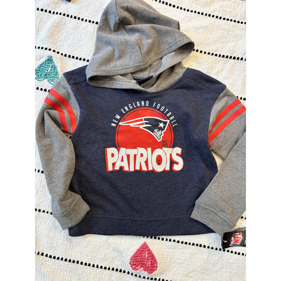 New England Patriots Girls' Hoodie Sweatshirt Size 5/6 - Picture 1 of 5